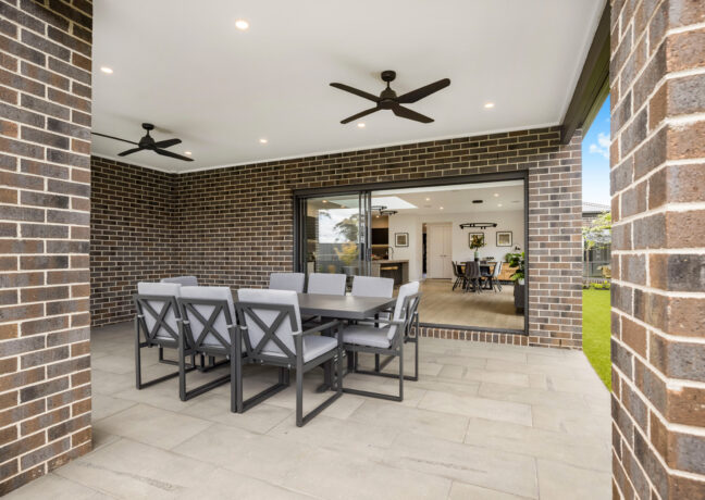 Caversham 307 Alfresco 