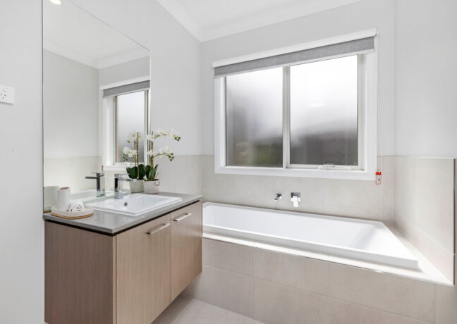 Hotham 200 Bathroom 