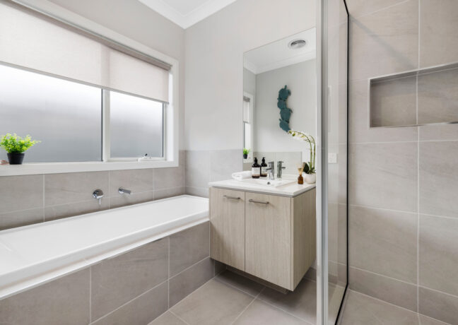 Loxton trend 243 Bathroom 