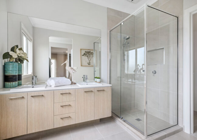 Loxton trend 243 Master Ensuite 