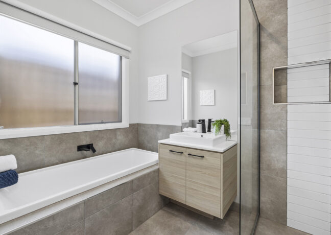 Williamson 216 Bathroom 