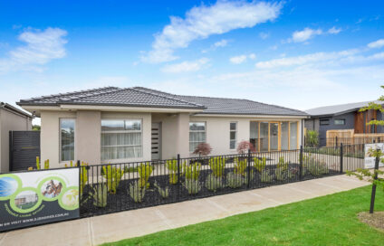 Hamilton_Facade_2_Web-aspect-ratio-424-272