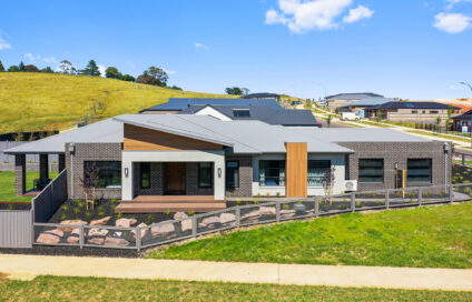 Holland-332_Facade_3_WEB-aspect-ratio-424-272