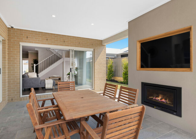 Mayfair 358 Alfresco 