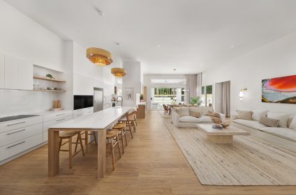 7 Reasons to Choose a Knockdown Rebuild Over Extending Your Home in Melbourne